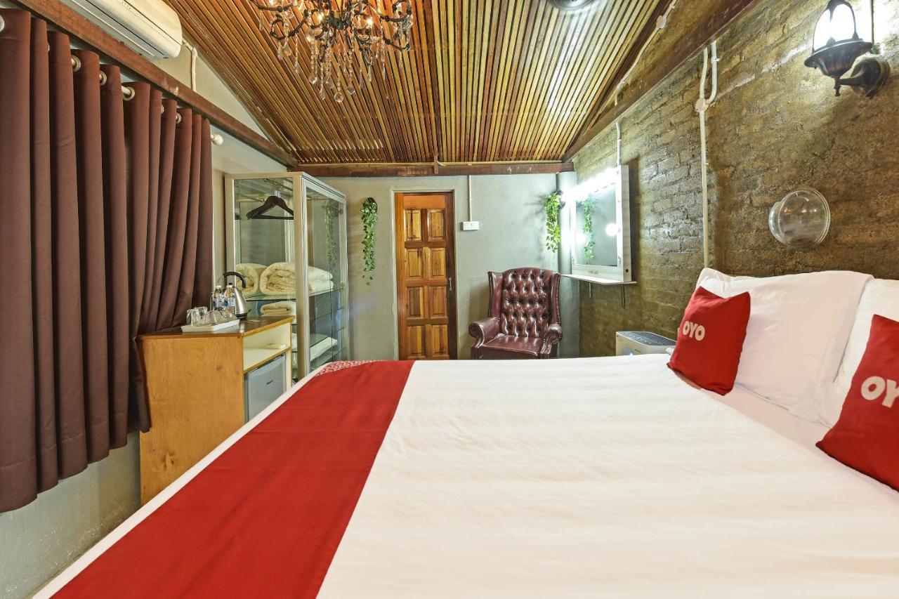 Oyo 90636 Teratak Zakiah Chalet 제란투트 외부 사진