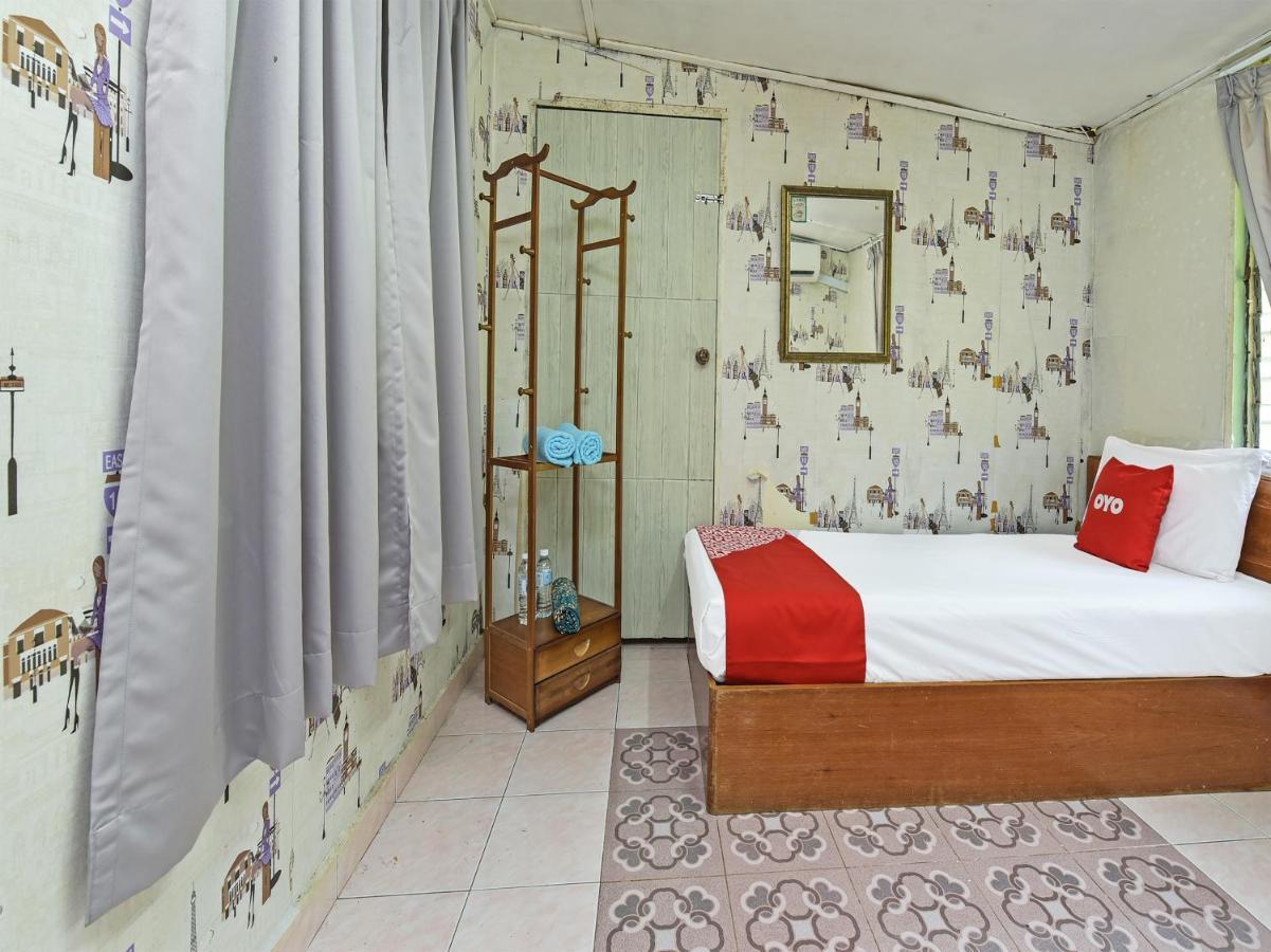 Oyo 90636 Teratak Zakiah Chalet 제란투트 외부 사진