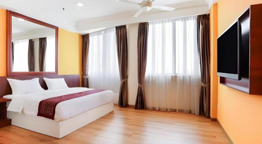 Oyo 90636 Teratak Zakiah Chalet 제란투트 외부 사진